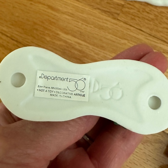 Department 56 Heritage Village Collection Nine Ladies Dancing IX Dickens Village - Picture 8 of 16